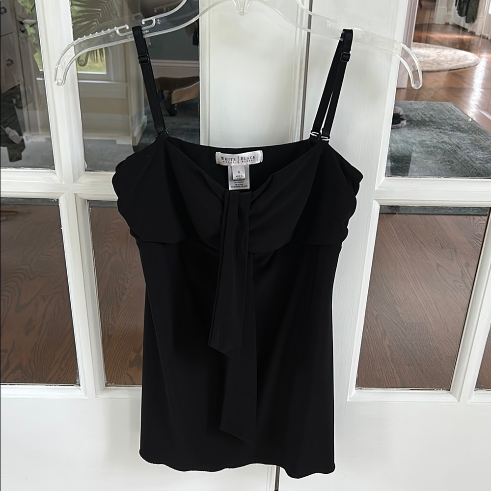 White House Black Market Black Camisole Tie Front 🌿